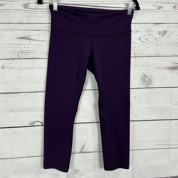 Lululemon Leggings Womens 6 Purple Crop Stretch Running Pull on Gym - Picture 1 of 12